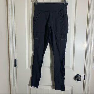 Athleta Hybrid Cargo Charcoal Leggings Size 4